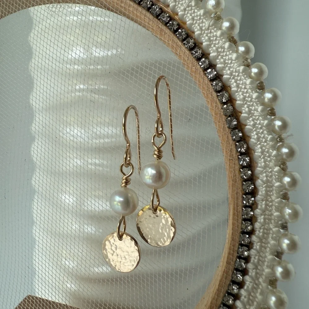 14K Gold Hammered Disc Pearl Earrings - Picture 3 of 10